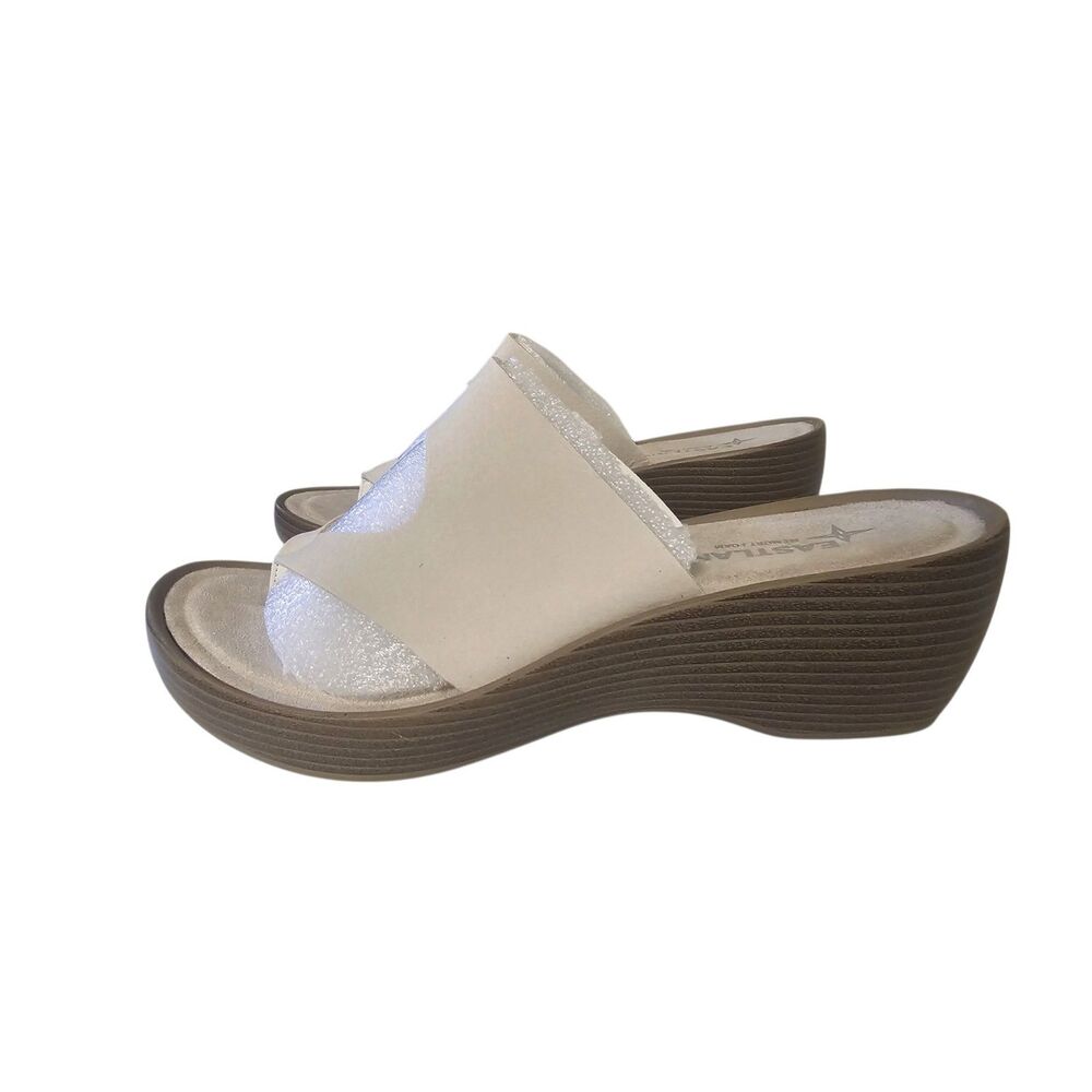New Eastland Womens Laurel Wedge Sandals White 9